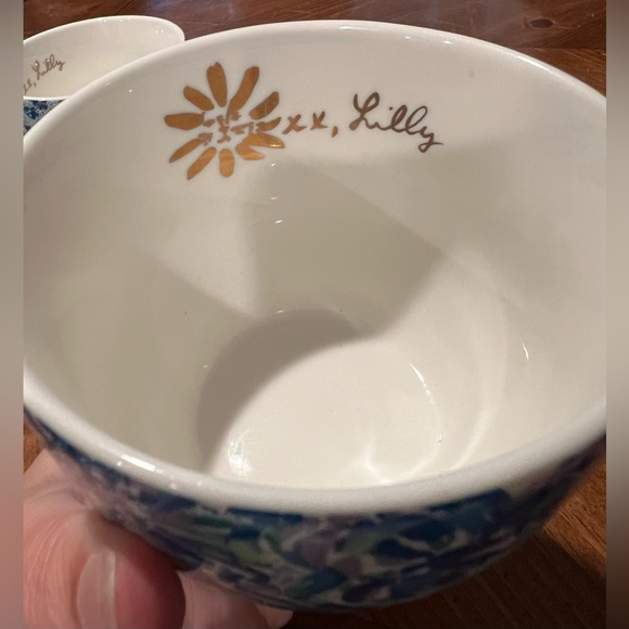 Lilly Pulitzer Blue Floral with Gold Handle Ceramic Mugs Set of Two 12 Oz Mugs - Picture 9 of 15